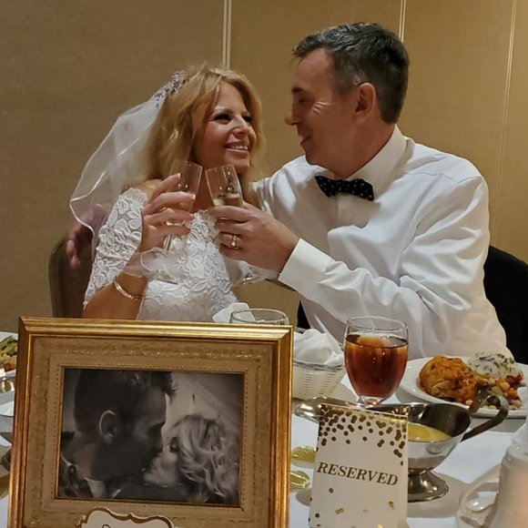 The Love Story of Rachel and Glenn - Picture 7 of 8